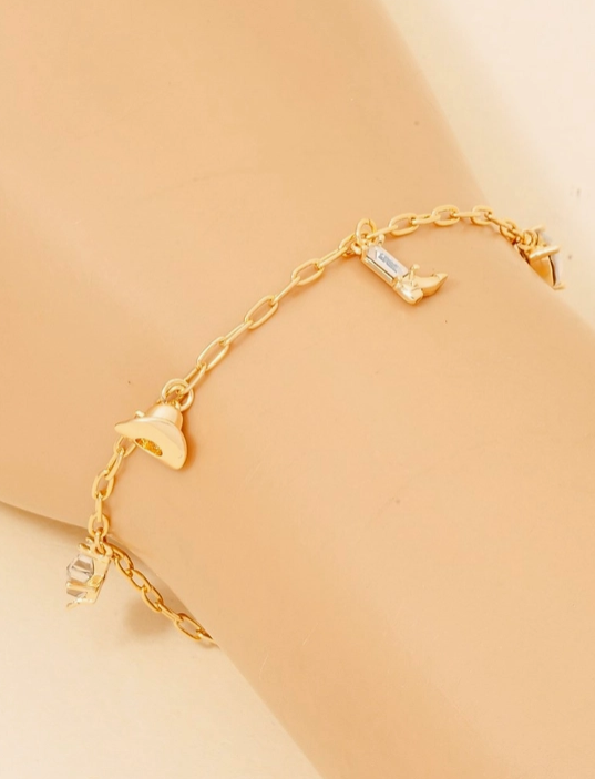 Western Charm Gold Bracelet image 1