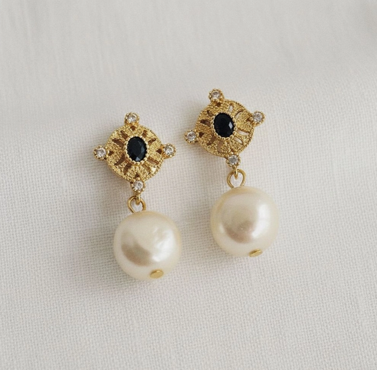 Vintage Inspired Freshwater Pearl Cubic Zirconia Dangle Earr image 1