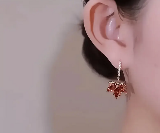 🍁 Autumn Elegance Maple Leaf Earrings image 1