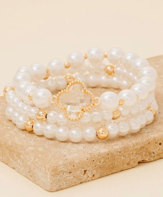 Pearl Clover Bracelet Set 🤍✨ image 0