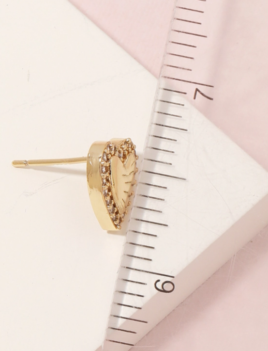 Golden Heart Stud Earrings 💛✨ image 1