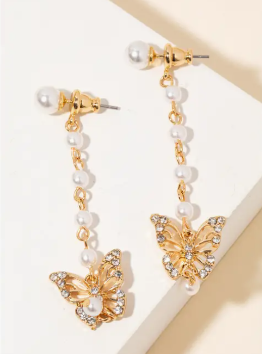 🦋 Pearl & Rhinestone Butterfly Drop Earrings – Elegant Flutter Edition ✨ image 0