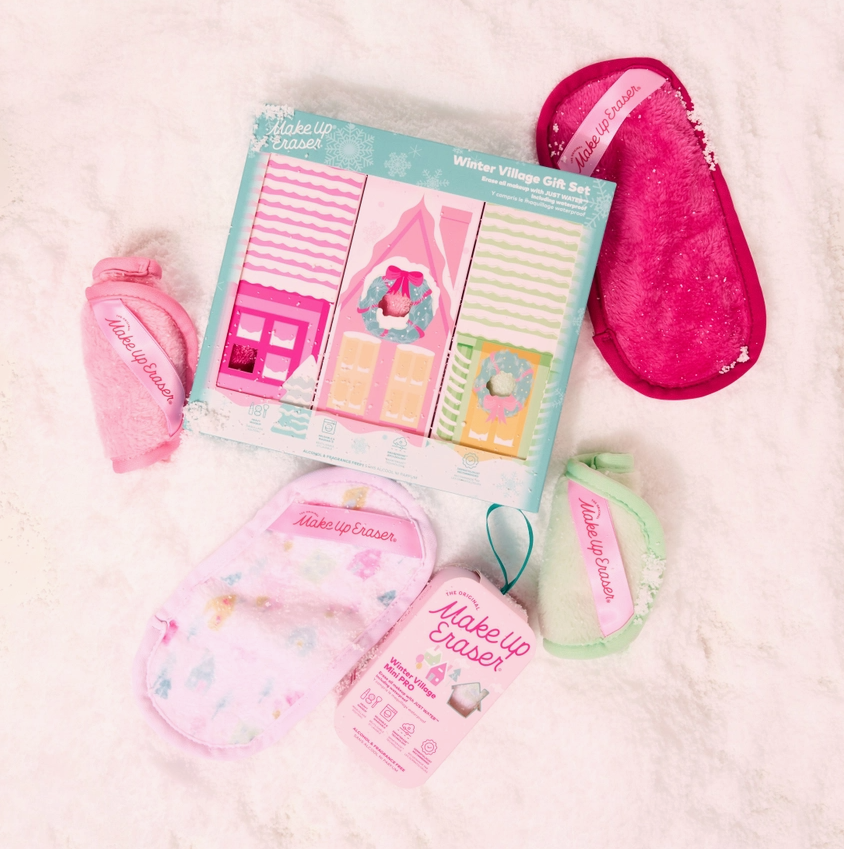 Winter Village 3pc Makeup Eraser Value Gift Set image 0