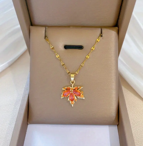 🍁 Autumn Maple Leaf Pendant Necklace image 0