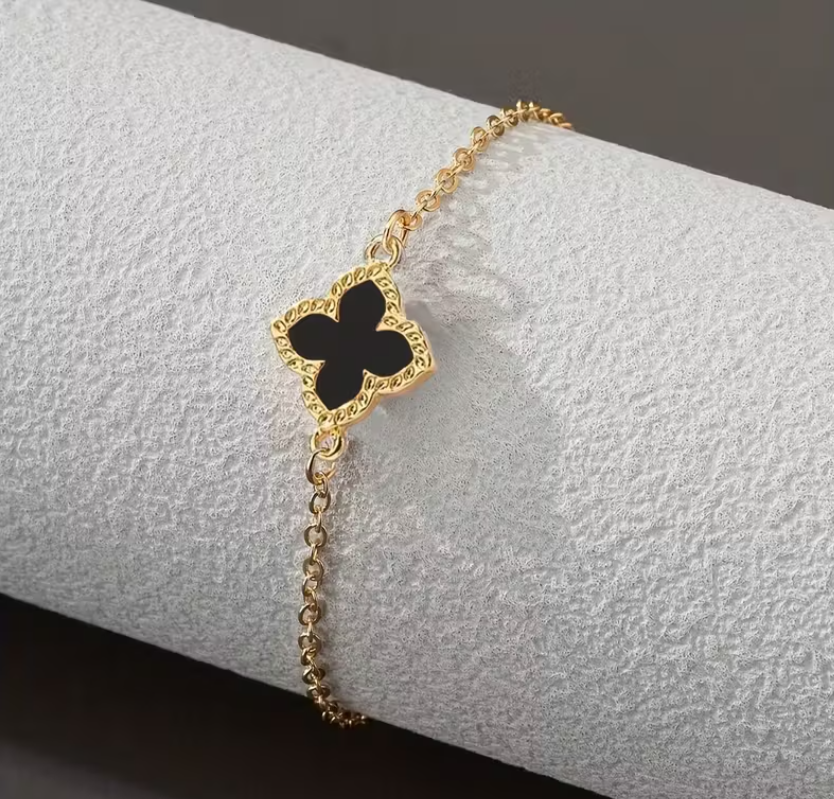 Midnight Clover Bracelet ✨ image 1