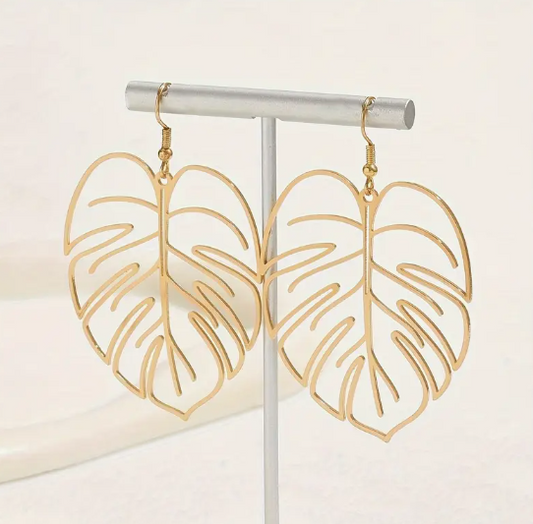 Gold-Plated Tropical Leaf Earrings 🌿✨ image 0