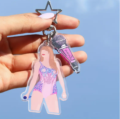 🎤 Taylor Swift Acrylic Keychain – Eras Tour-Inspired Edition 💖 image 0