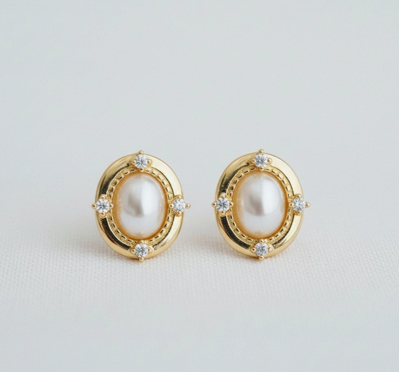 Chic Pearl and Zirconia Drop Earrings image 1