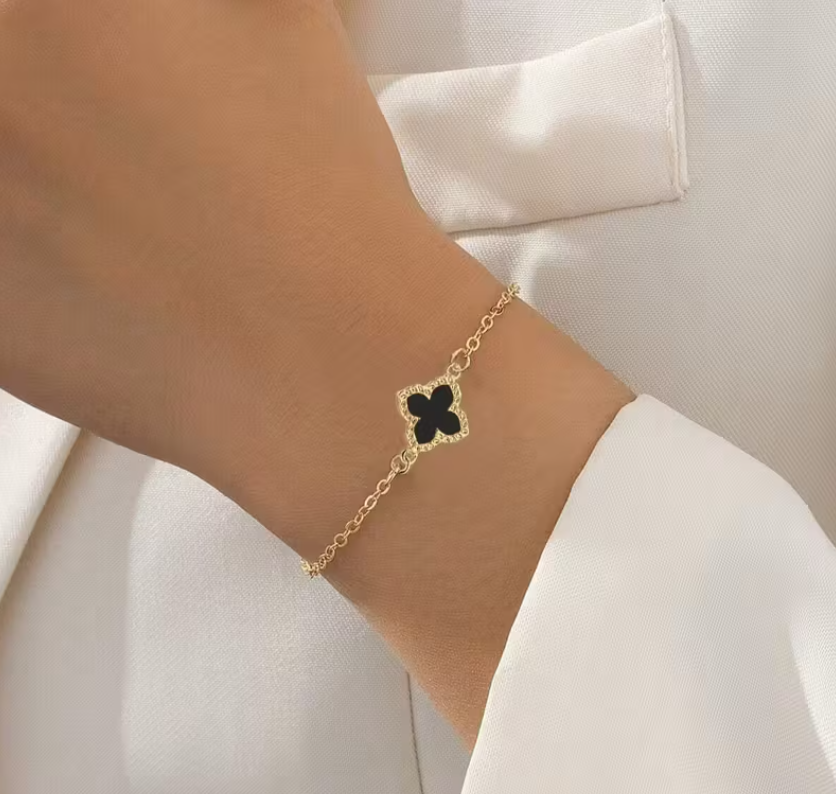 Midnight Clover Bracelet ✨ image 0