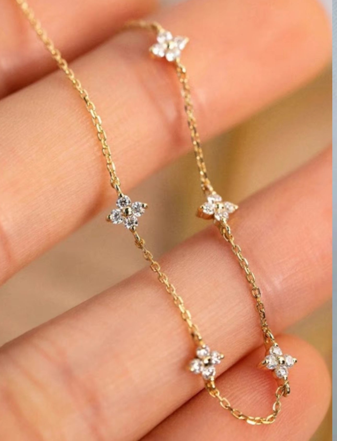 Clover Crystal Bracelet image 1